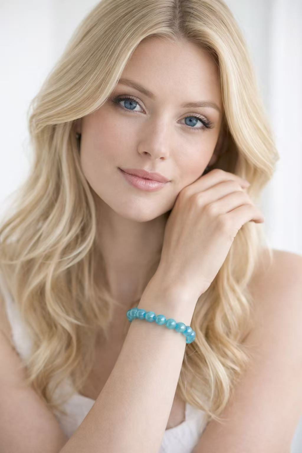 Light Blue Transparent Beaded Bracelet for Women, Resin Glass Stackable Bracelet, Customizable Elegant Jewelry Gift
