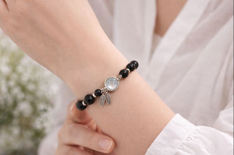 Black Beaded Dreamcatcher Feather Bracelet for Women, Resin Glass Stackable Bracelet, Customizable Boho Jewelry Gift